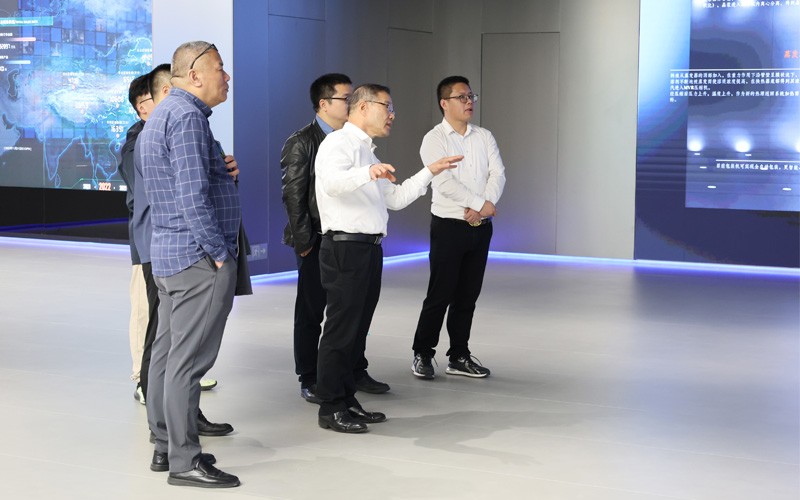 北京化工大学王峥教授访问yy易游进行产学研技术交流